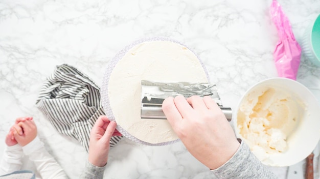 Последовательность шагов вышивки на ткани